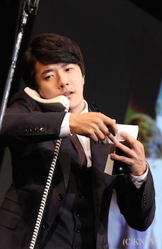  �N�H���E�T���E